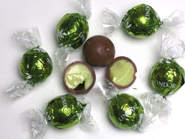 pistachio lindor