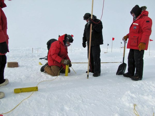 Staff That Work on Antarctica and How Meney