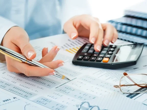 Hard to Find Accounting Jobs in January and December