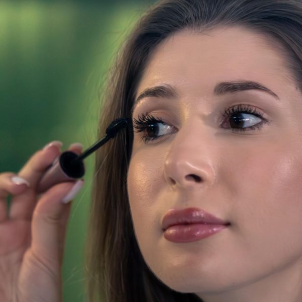 How to Get Rid of Eyelash Glue